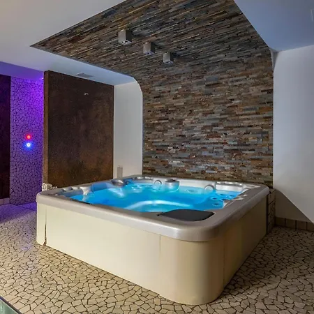 2 Bedroom Awesome In